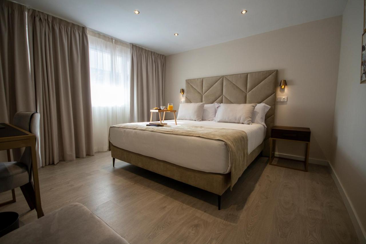 Hotel Marina Benalmadena Bagian luar foto