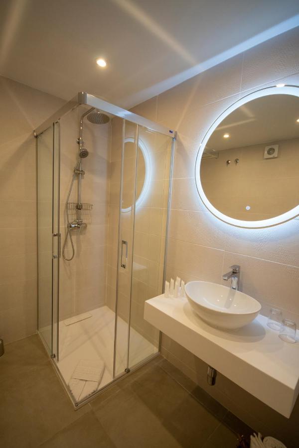 Hotel Marina Benalmadena Bagian luar foto