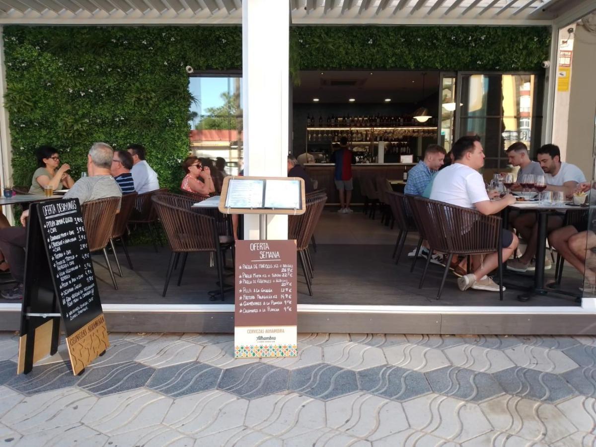 Hotel Marina Benalmadena Bagian luar foto